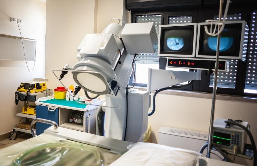 Ses Dalgalarıyla Üreter Taşı Kırma (ESWL)